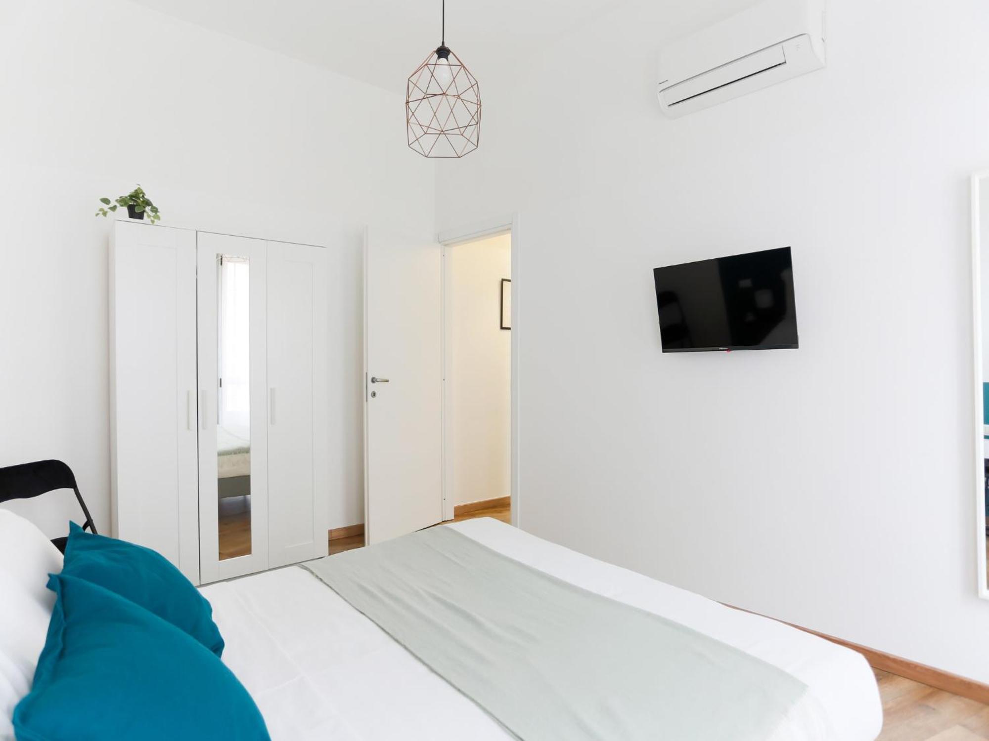 The Best Rent - Cozy Two-Bedroom Apartment Near Colonne S Lorenzo Mailand Exterior foto