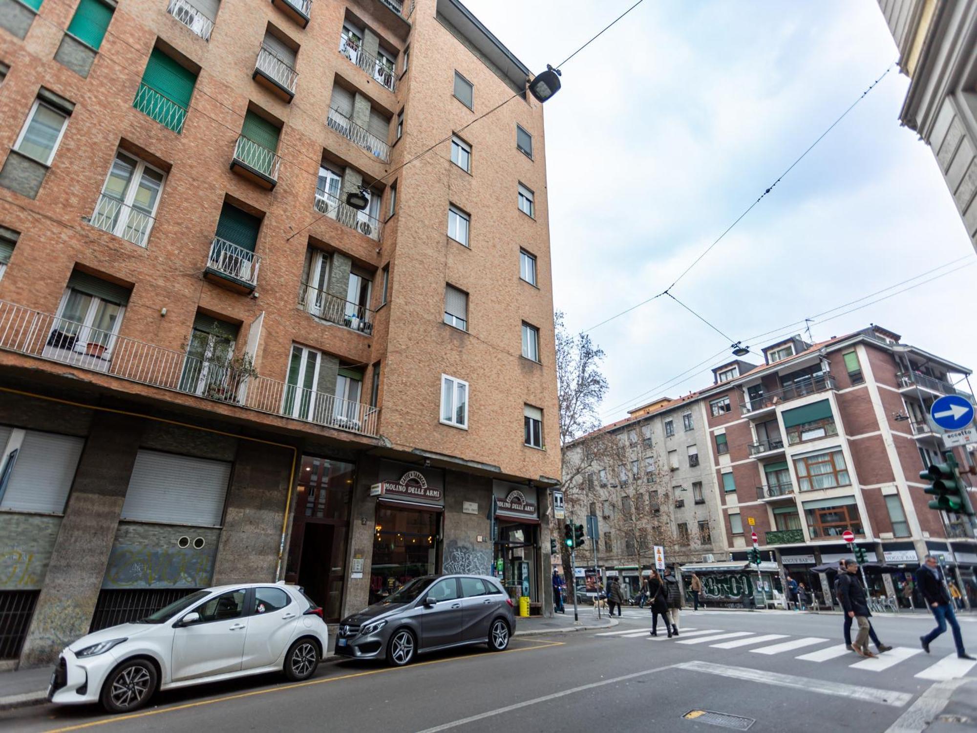 The Best Rent - Cozy Two-Bedroom Apartment Near Colonne S Lorenzo Mailand Exterior foto